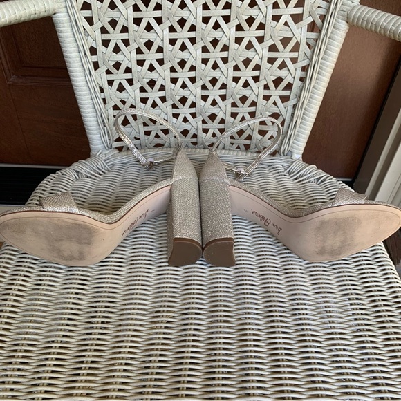 Sam Edelman Womens Yaro Glam Light Gold Mesh Ankle Strap Block Heel Sandal sz 7 - Picture 3 of 5